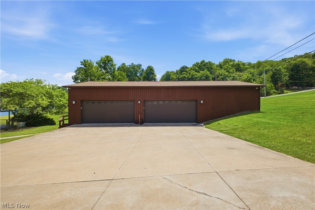 47829 Tomahawk Drive Negley OH 44441