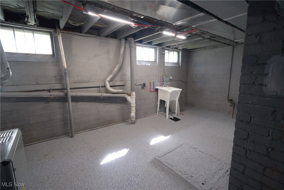 6706 Woodhaven Avenue Cleveland OH 44144