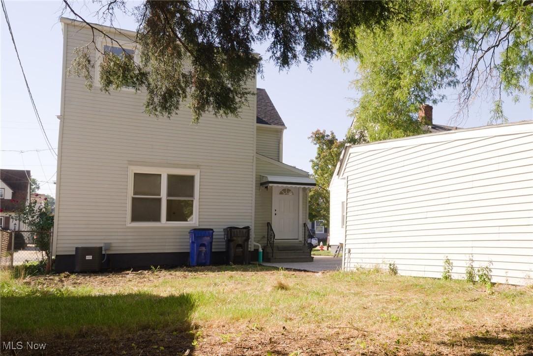 6706 Woodhaven Avenue Cleveland OH 44144