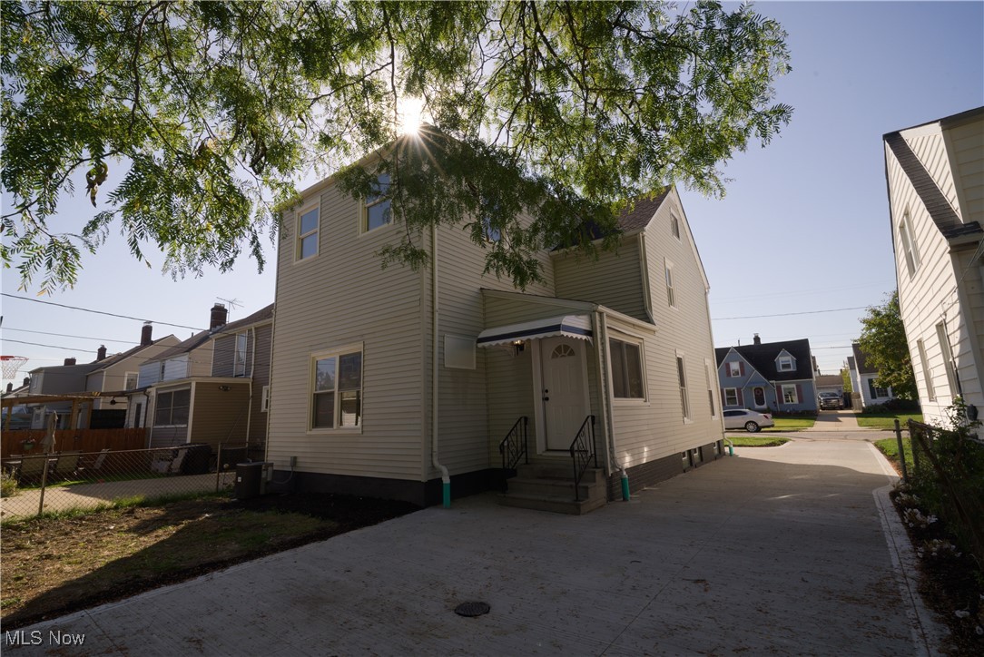 6706 Woodhaven Avenue Cleveland OH 44144