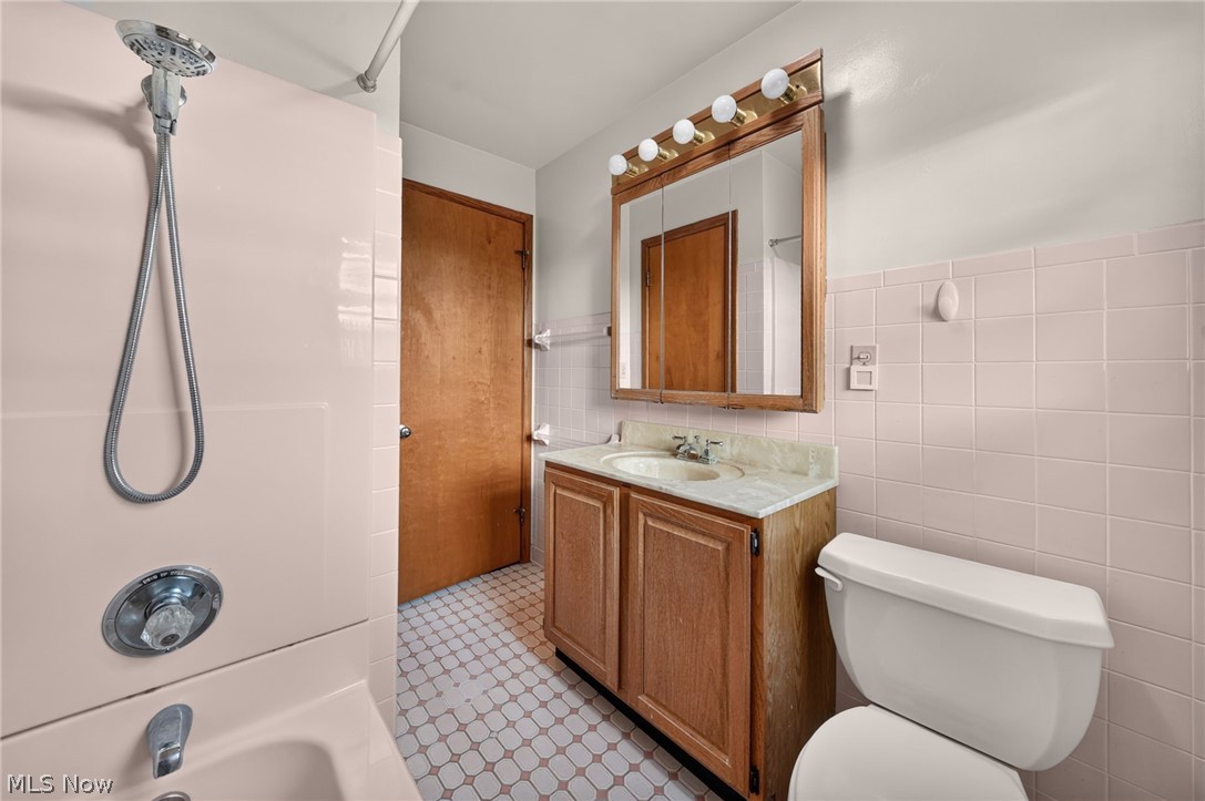 3019 Avon Boulevard Ashtabula OH 44004