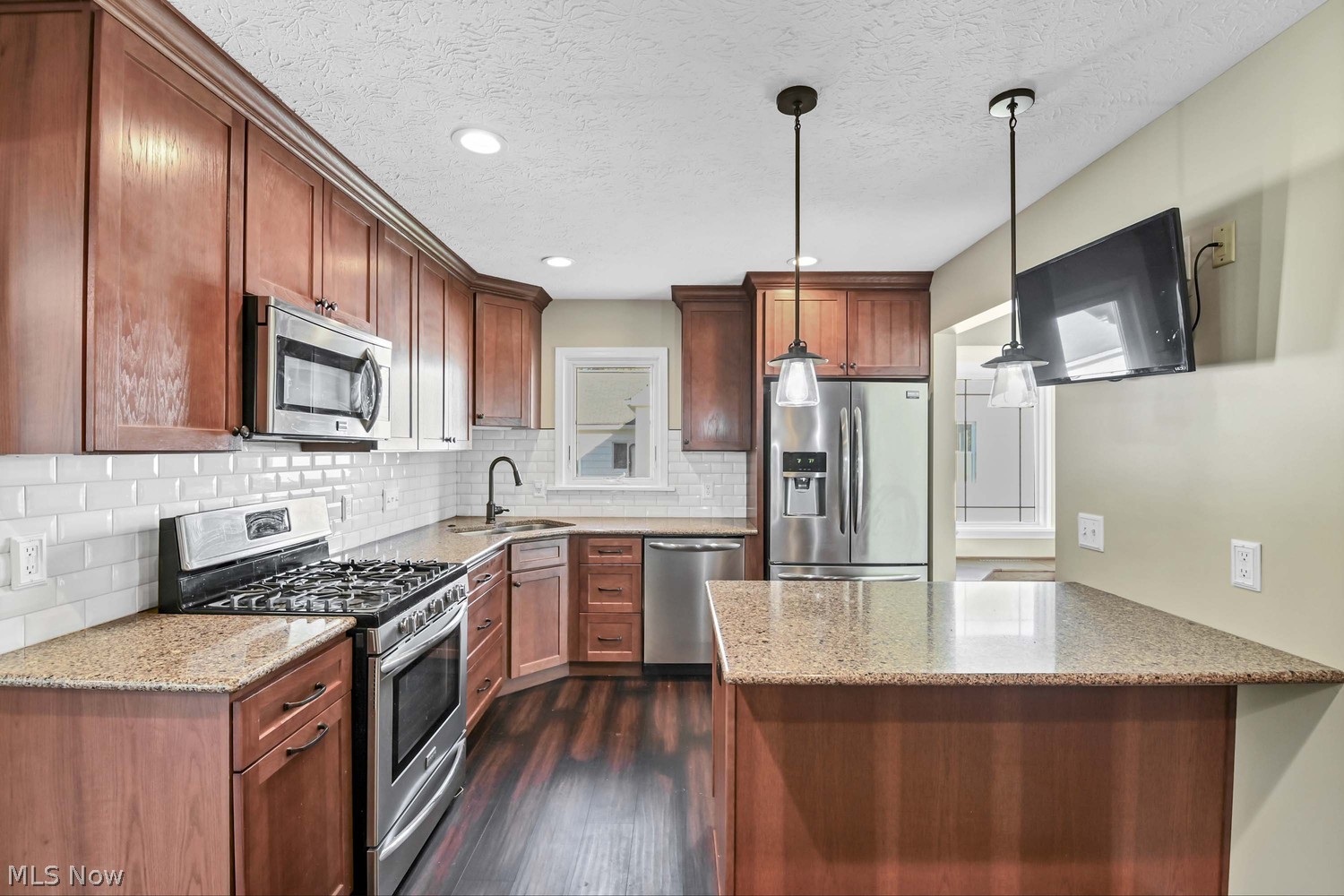 3664 Dover Center Road Westlake OH 44145