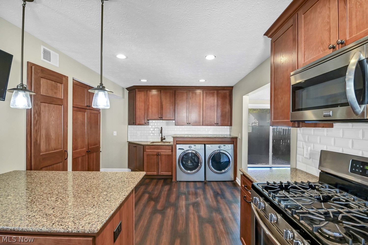 3664 Dover Center Road Westlake OH 44145