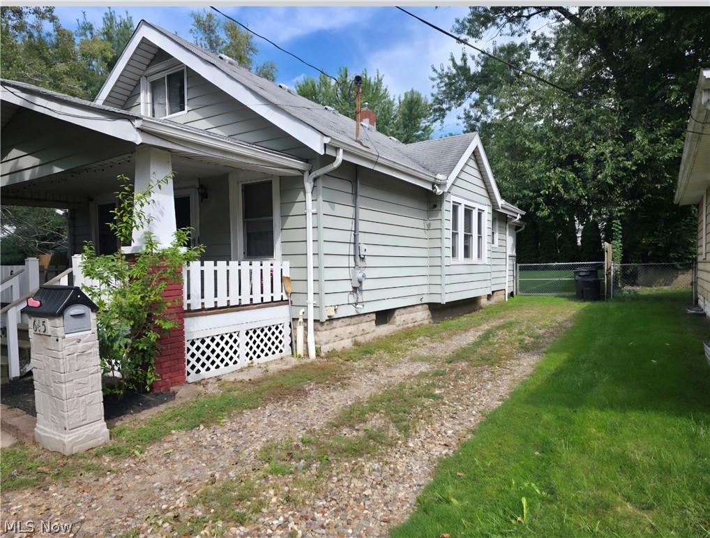 645 Sanford Avenue Akron OH 44305