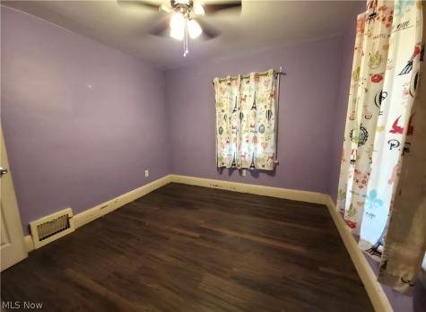 645 Sanford Avenue Akron OH 44305