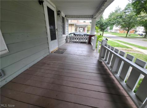 645 Sanford Avenue Akron OH 44305