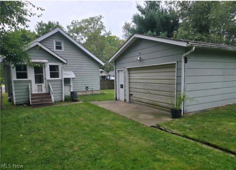 645 Sanford Avenue Akron OH 44305