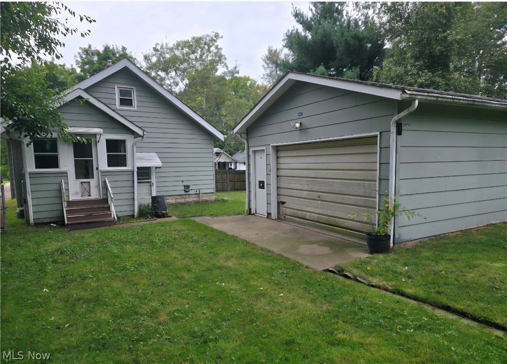 645 Sanford Avenue Akron OH 44305