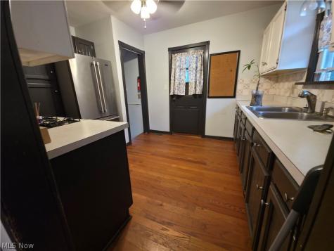 645 Sanford Avenue Akron OH 44305