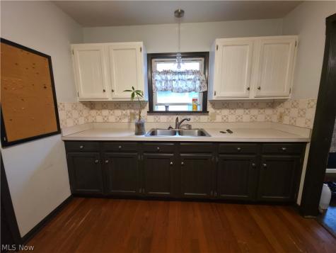 645 Sanford Avenue Akron OH 44305