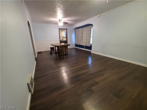 645 Sanford Avenue Akron OH 44305