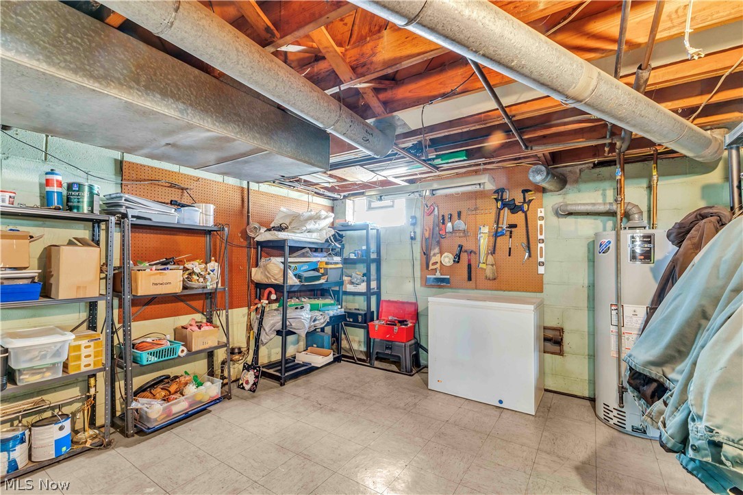 7534 Farnum Avenue Middleburg Heights OH 44130