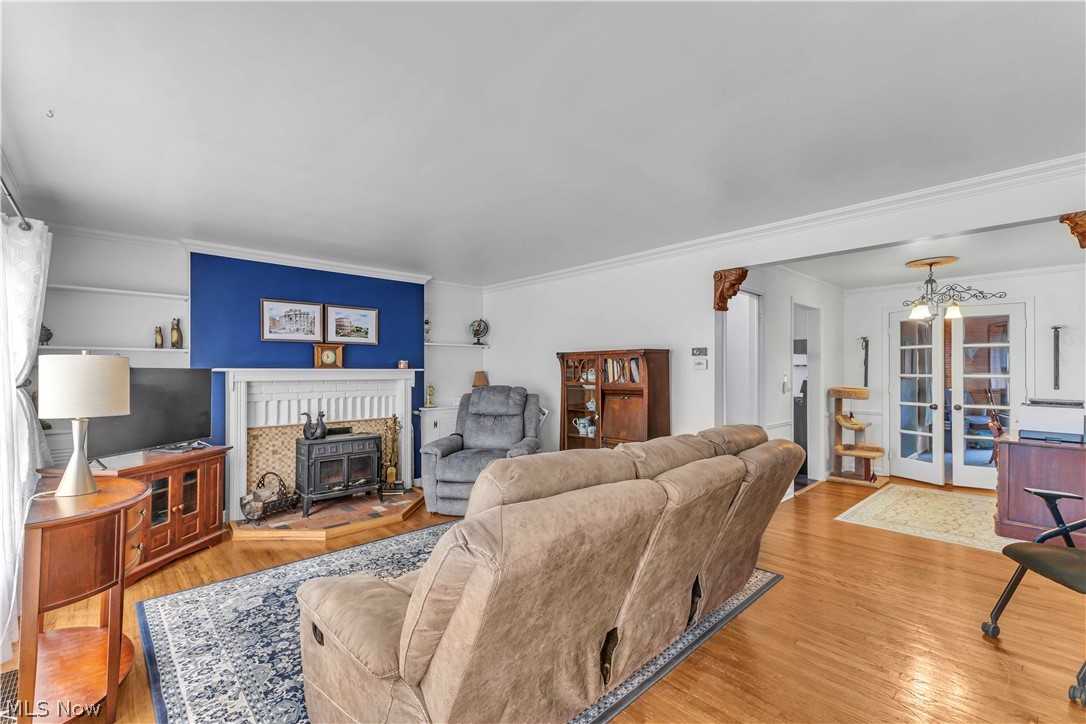 7534 Farnum Avenue Middleburg Heights OH 44130