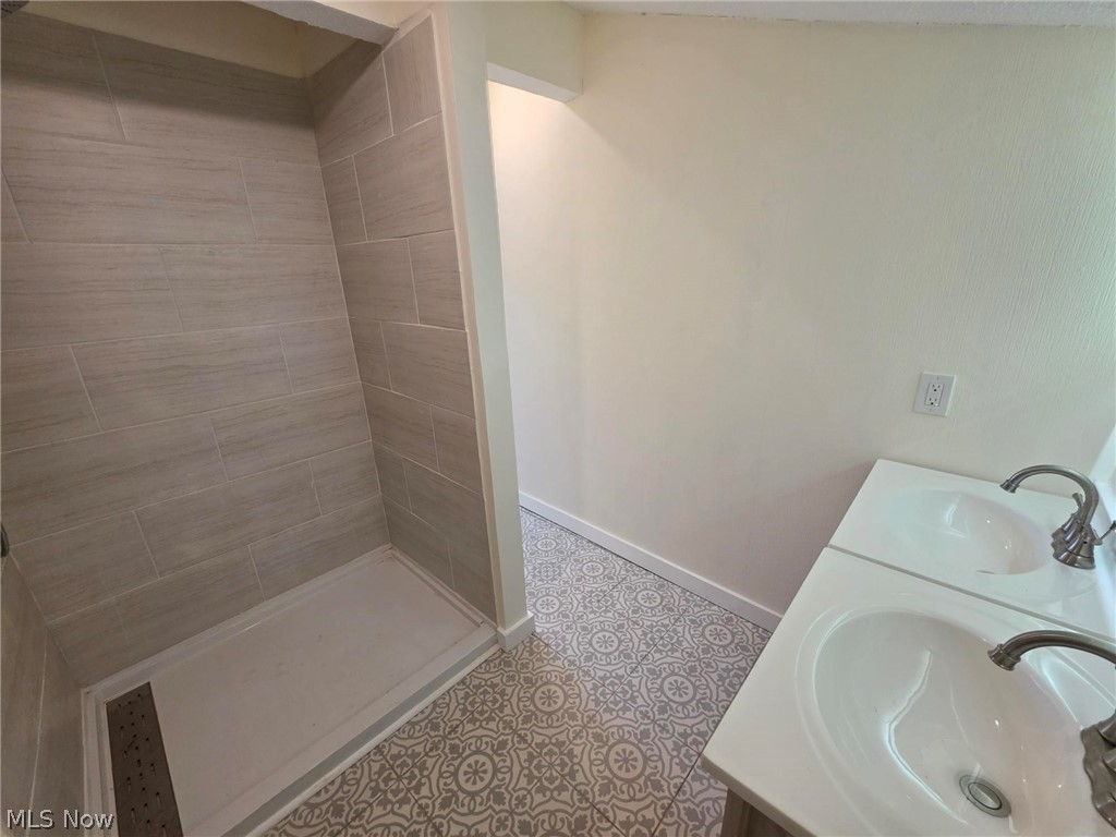 10306 Winthrop Road Streetsboro OH 44241