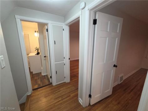 464 E 250th Street Euclid OH 44132