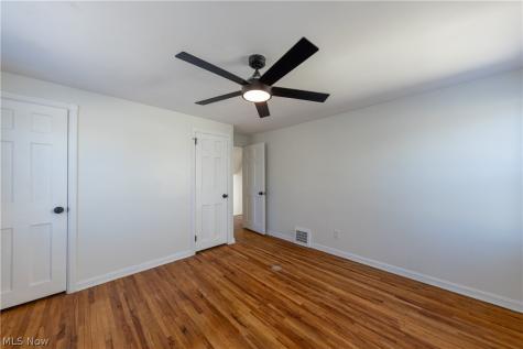 464 E 250th Street Euclid OH 44132