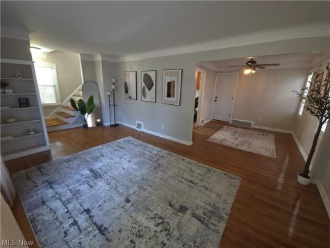464 E 250th Street Euclid OH 44132