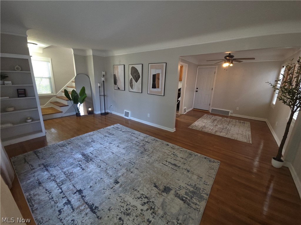 464 E 250th Street Euclid OH 44132