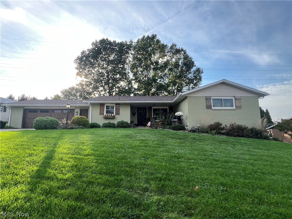 96 Dale Avenue NW Strasburg OH 44680
