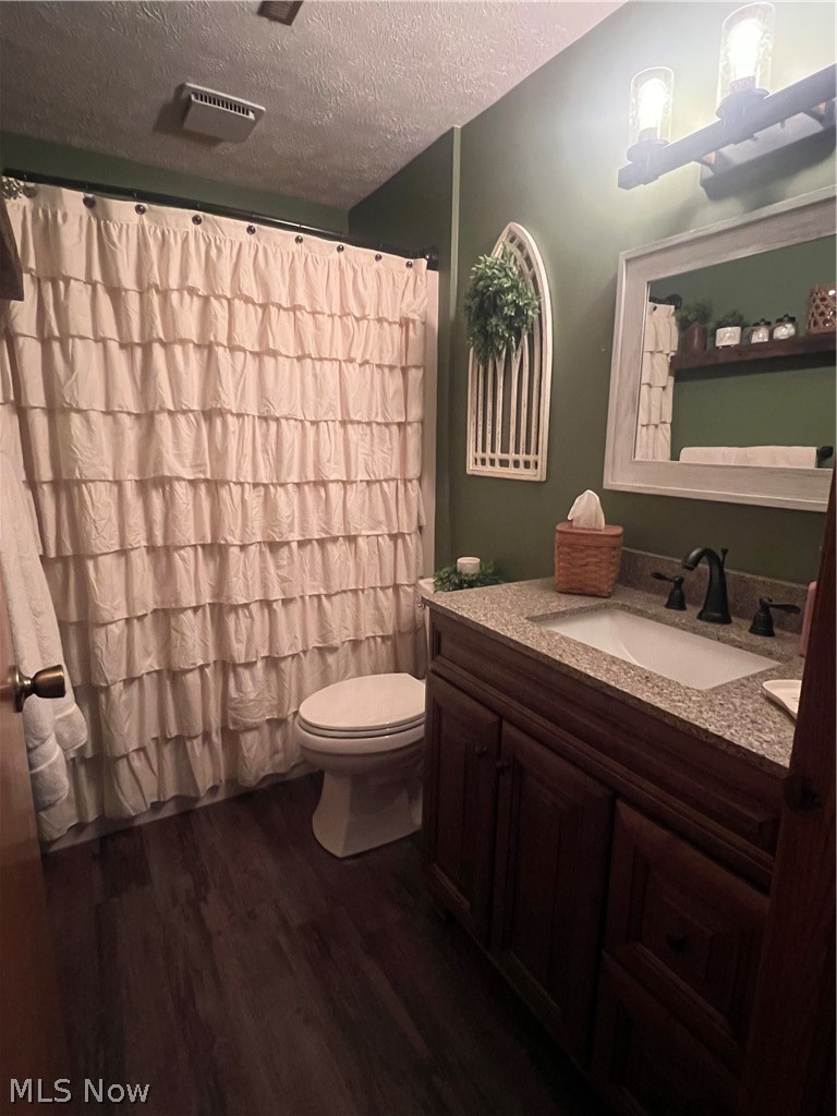 96 Dale Avenue NW Strasburg OH 44680