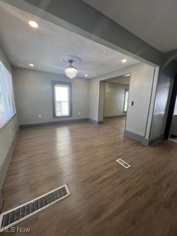 10639 Dupont Avenue Cleveland OH 44108