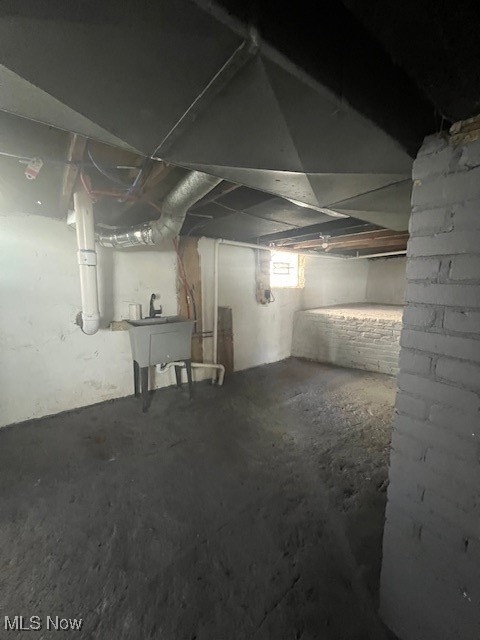 10639 Dupont Avenue Cleveland OH 44108