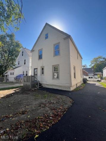10639 Dupont Avenue Cleveland OH 44108