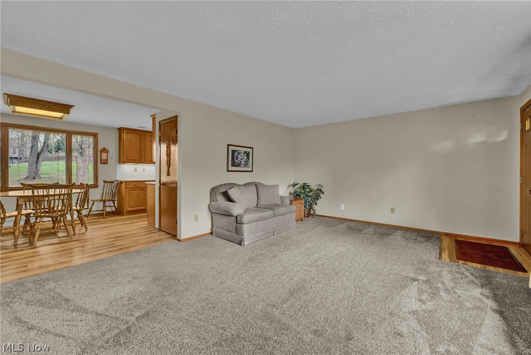 5637 Griffith Avenue NW North Canton OH 44720