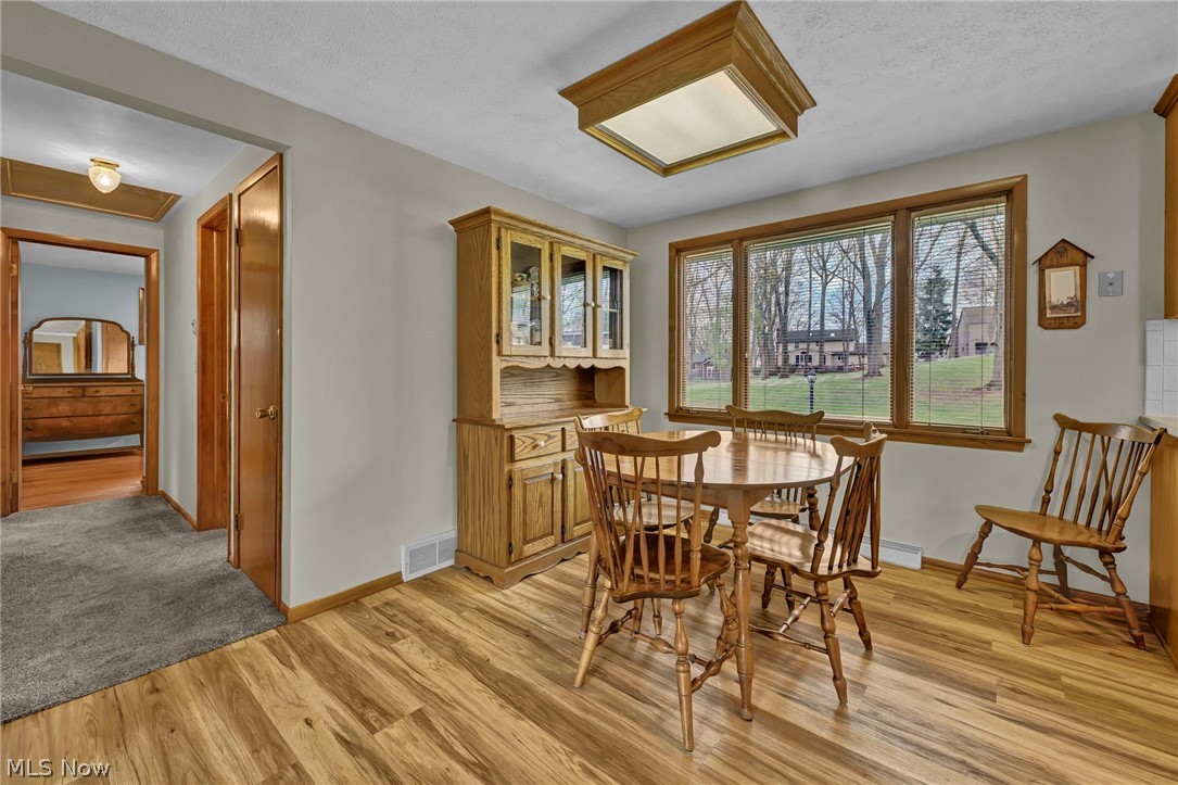 5637 Griffith Avenue NW North Canton OH 44720