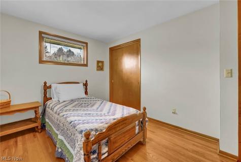 5637 Griffith Avenue NW North Canton OH 44720