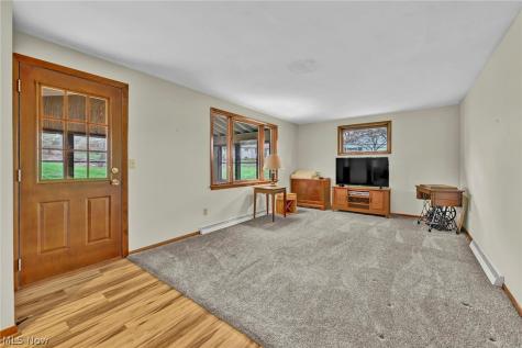 5637 Griffith Avenue NW North Canton OH 44720
