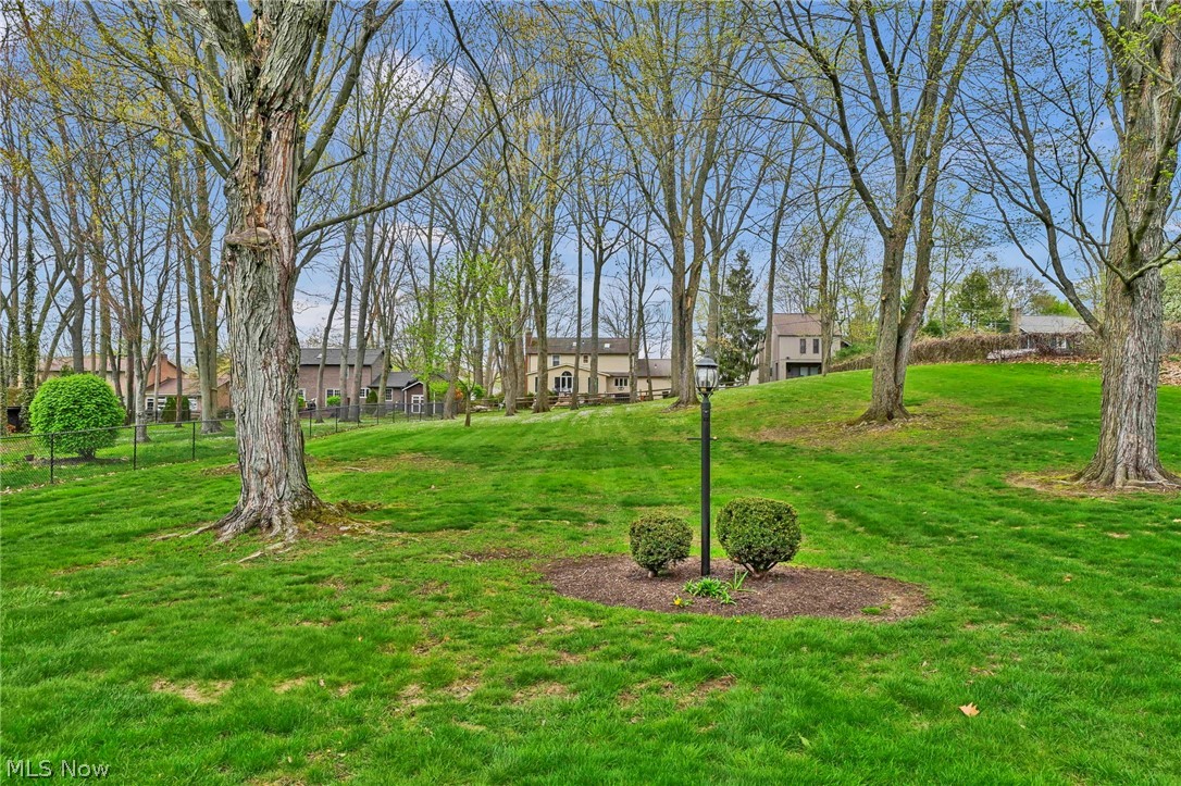 5637 Griffith Avenue NW North Canton OH 44720
