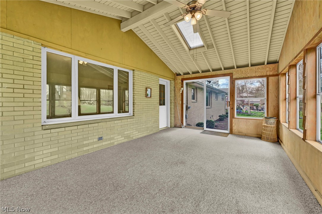 5637 Griffith Avenue NW North Canton OH 44720