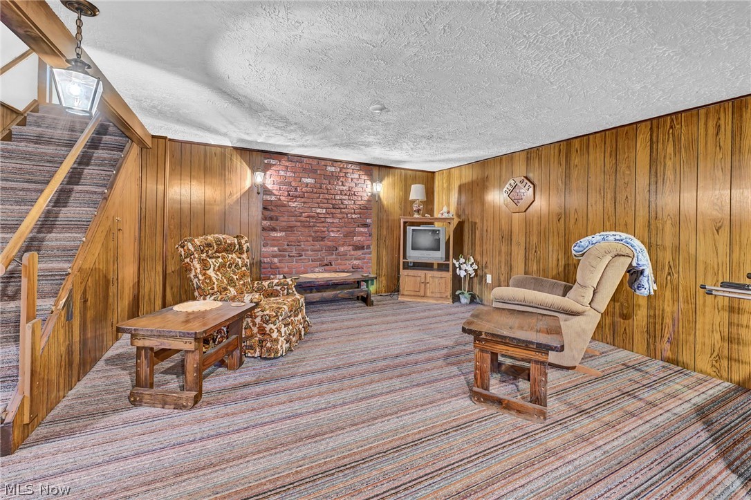 5637 Griffith Avenue NW North Canton OH 44720