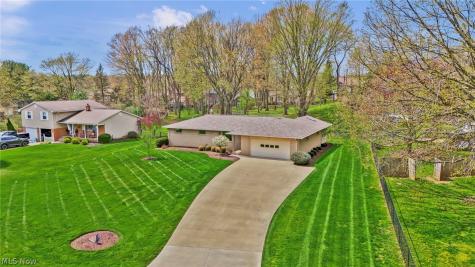 5637 Griffith Avenue NW North Canton OH 44720