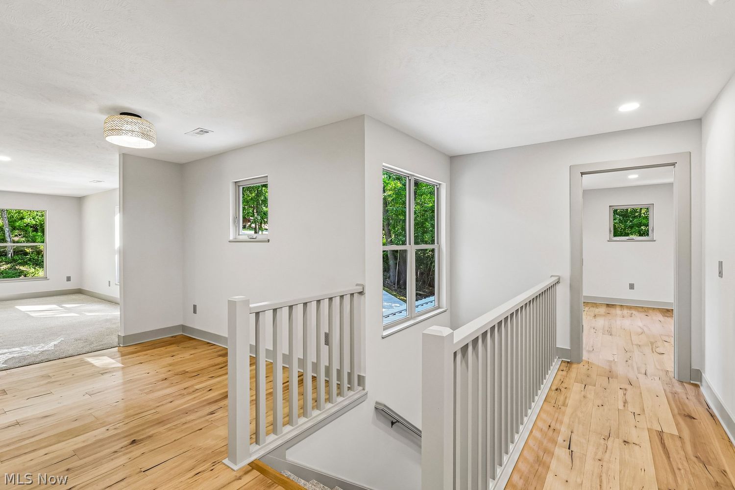 1 Huron Trail Malvern OH 44644