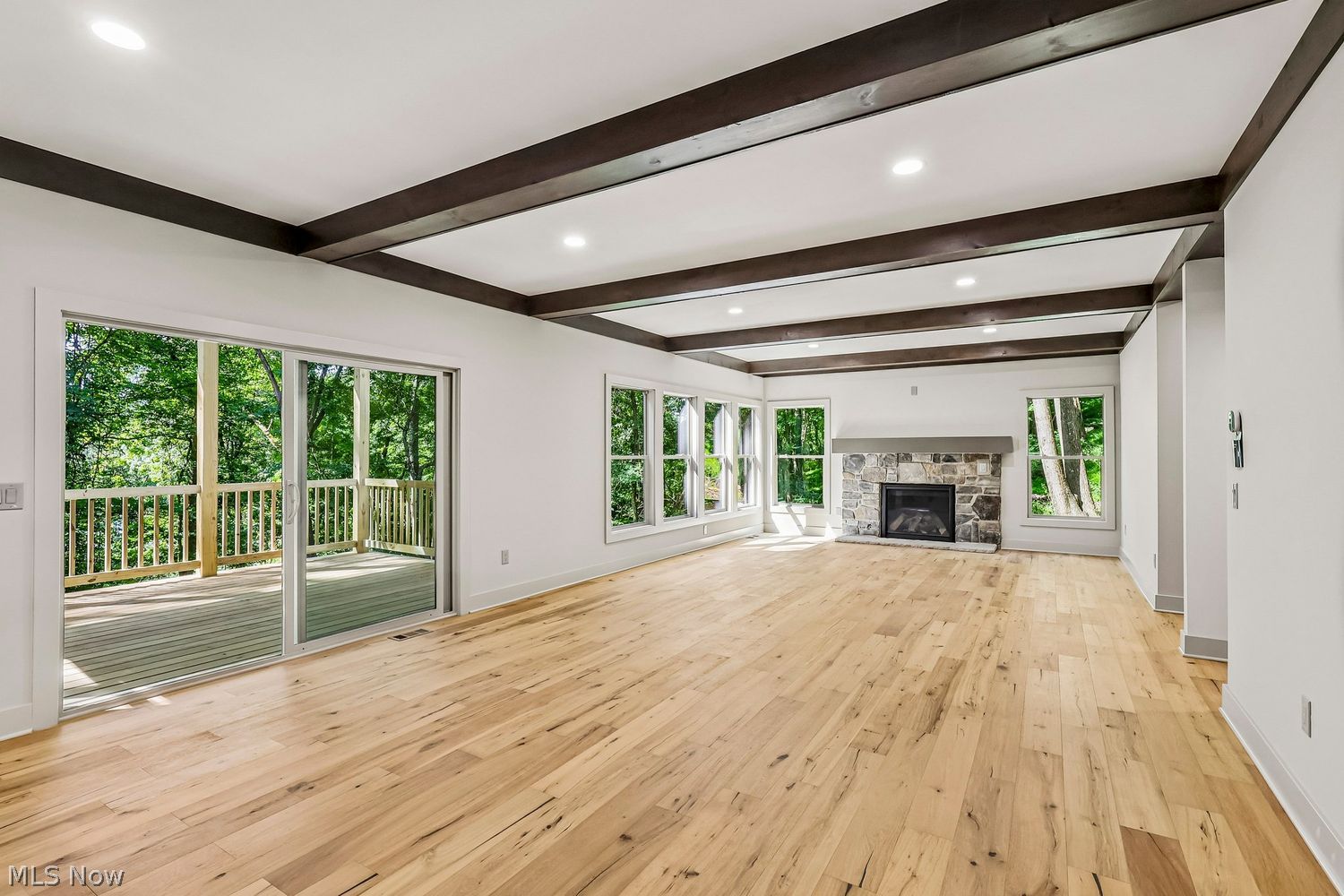 1 Huron Trail Malvern OH 44644