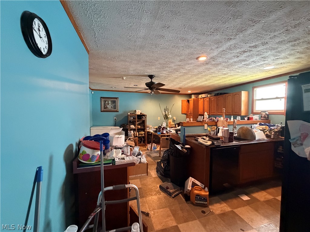 551 Carey Street Zanesville OH 43701