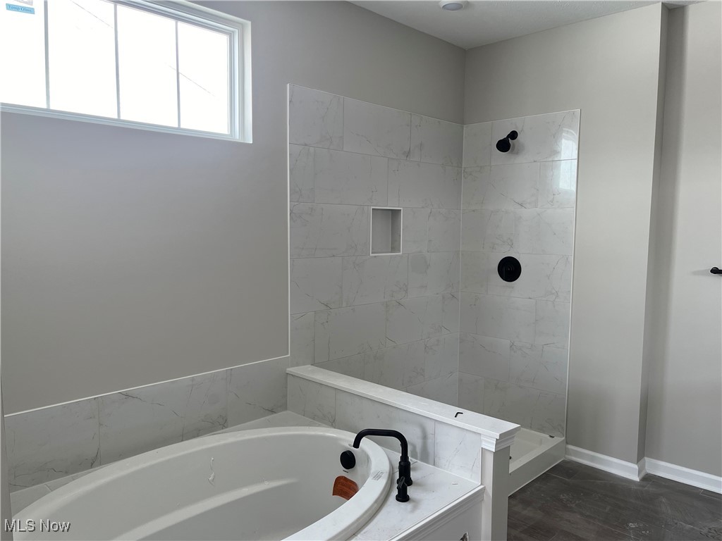 963 Arthur Trail Aurora OH 44202