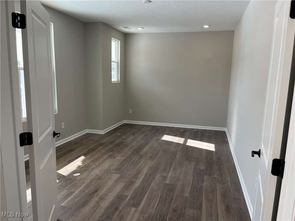 963 Arthur Trail Aurora OH 44202