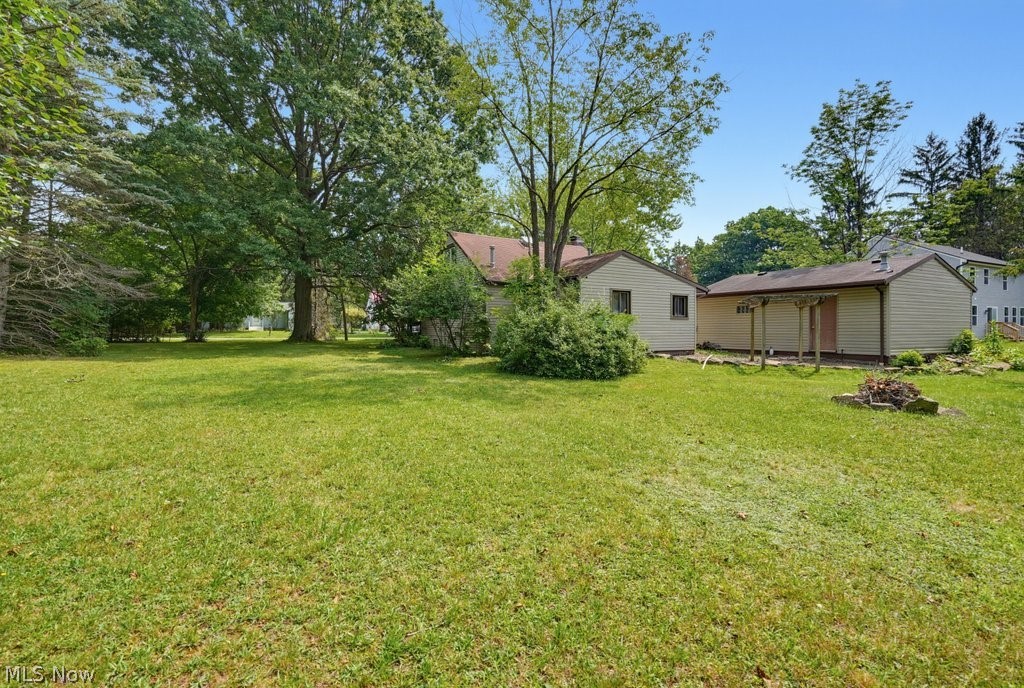 7590 Hickory Road Oakwood Village OH 44146