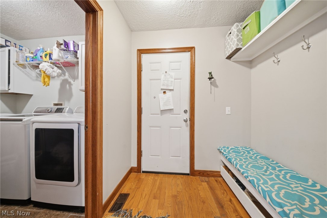 1808 Mini Ranch Trail Geneva OH 44041