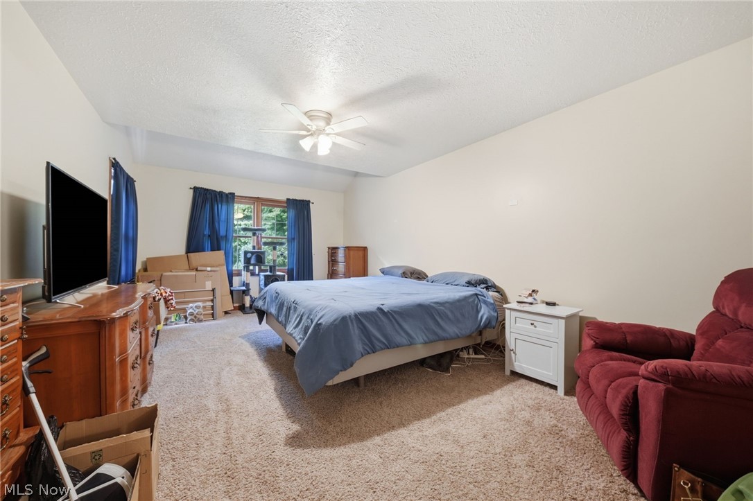 1808 Mini Ranch Trail Geneva OH 44041