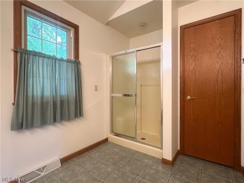 1868 Taft Avenue Niles OH 44446