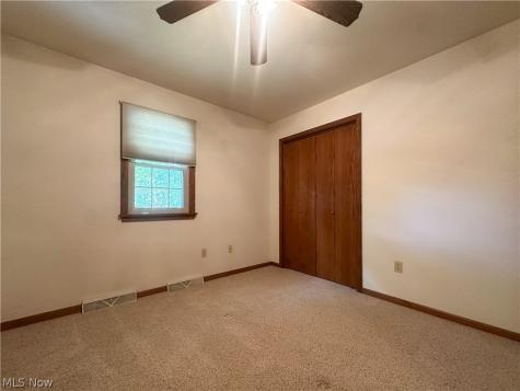 1868 Taft Avenue Niles OH 44446