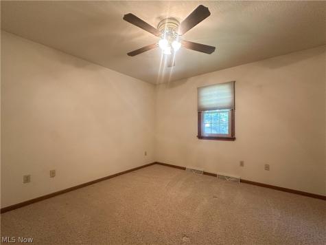 1868 Taft Avenue Niles OH 44446