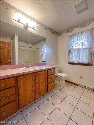 1868 Taft Avenue Niles OH 44446