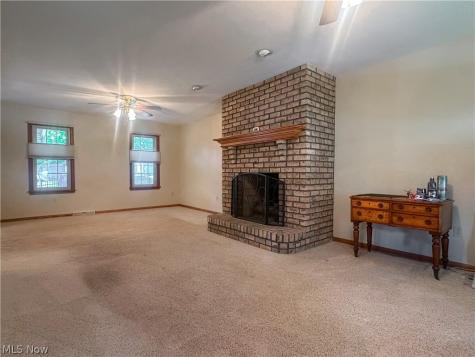 1868 Taft Avenue Niles OH 44446