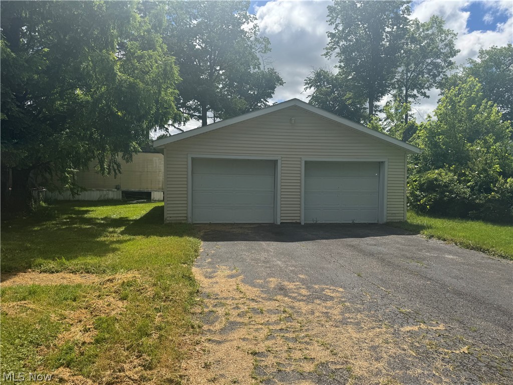 1604 E 27th Street Ashtabula OH 44004