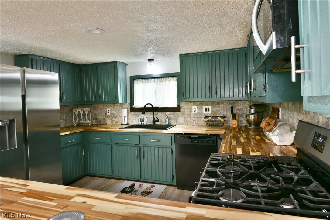 338 Calla Road E Poland OH 44514